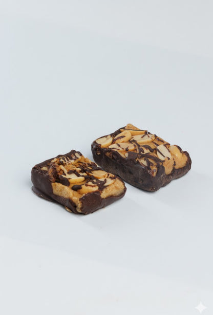 Peanut caramel chocolate bites