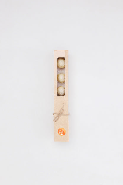 Coconut almond bites